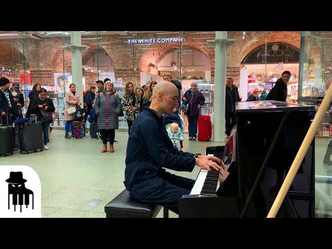 disguised-concert-pianist-stuns-unsuspecting-travelers
