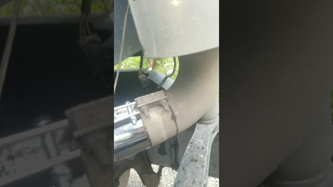 Freightliner Volvo peterbilt semi truck Exhaust system leak quick fix