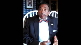 Mike Williams addresses Garry Moneypenny