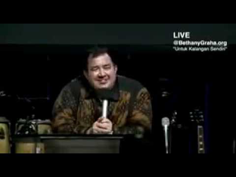 Pdt. Gilbert Lumoindong jenaka