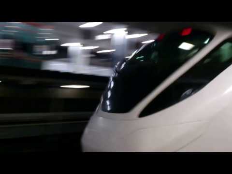 東京駅を発車する特急ひたち Joban Line Limited Express"Hitachi" Tokyo Station departure.