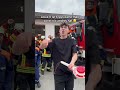 Feuerwehr singt Dorfkinder 🧑‍🌾🔥 | Finnel #shorts