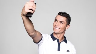 Now You Can Take A Selfie With Cristiano Ronaldo Anytime, Anywhere and Everywhere! screenshot 5