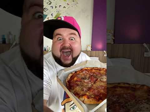Video: Možnosť Rýchleho A Chutného Občerstvenia - Pizza V Bochníku