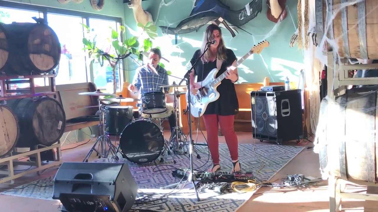 Arctic Waves by Papaya Whip @ Invasive Species Brewing on 10/28/18