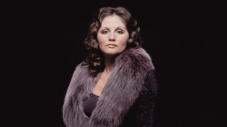 Linda Lovelace and Her Complicated, Contentious Relationship With 'Deep Throat'