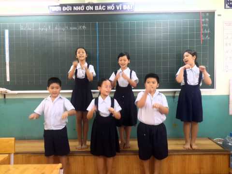 Video Trên ngựa ta phi nhanh - Lớp 4/3 - youtube
