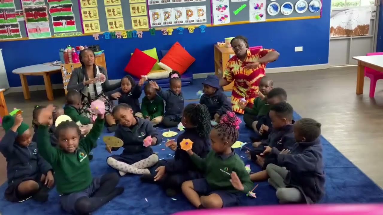 It's a beautiful day at Nova Pioneer Tatu Primary!