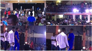 2aj in tears ooo talking and crying at Pentecost Joshua home town pull Crowd🙏🏼this is happening now.