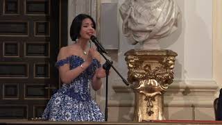 Angela Aguilar canta La Llorona ante Reina Sofía en España