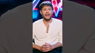 No Room Left! #TeamNiall Overloaded 😲 #actnthevoice #thevoice #highnoteusa #niallhoran #irishsinger