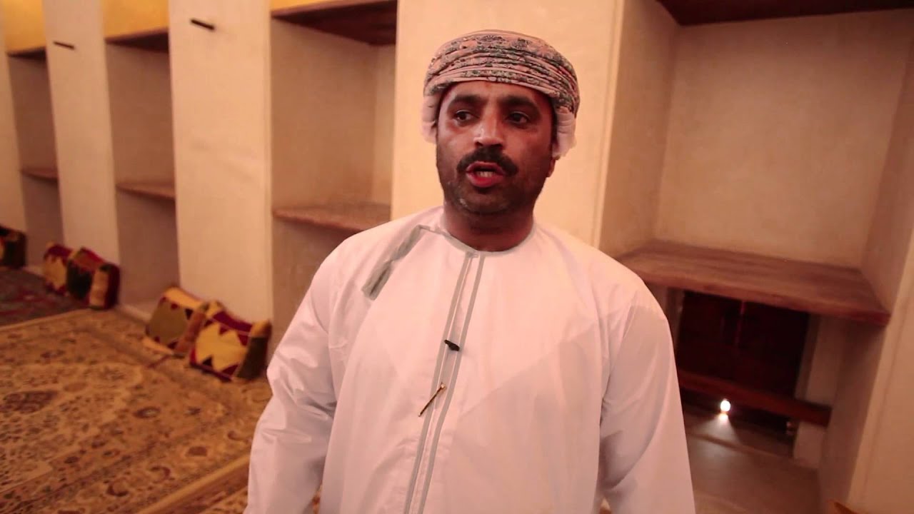 Visit Beautiful Jabreen Castle (Oman)