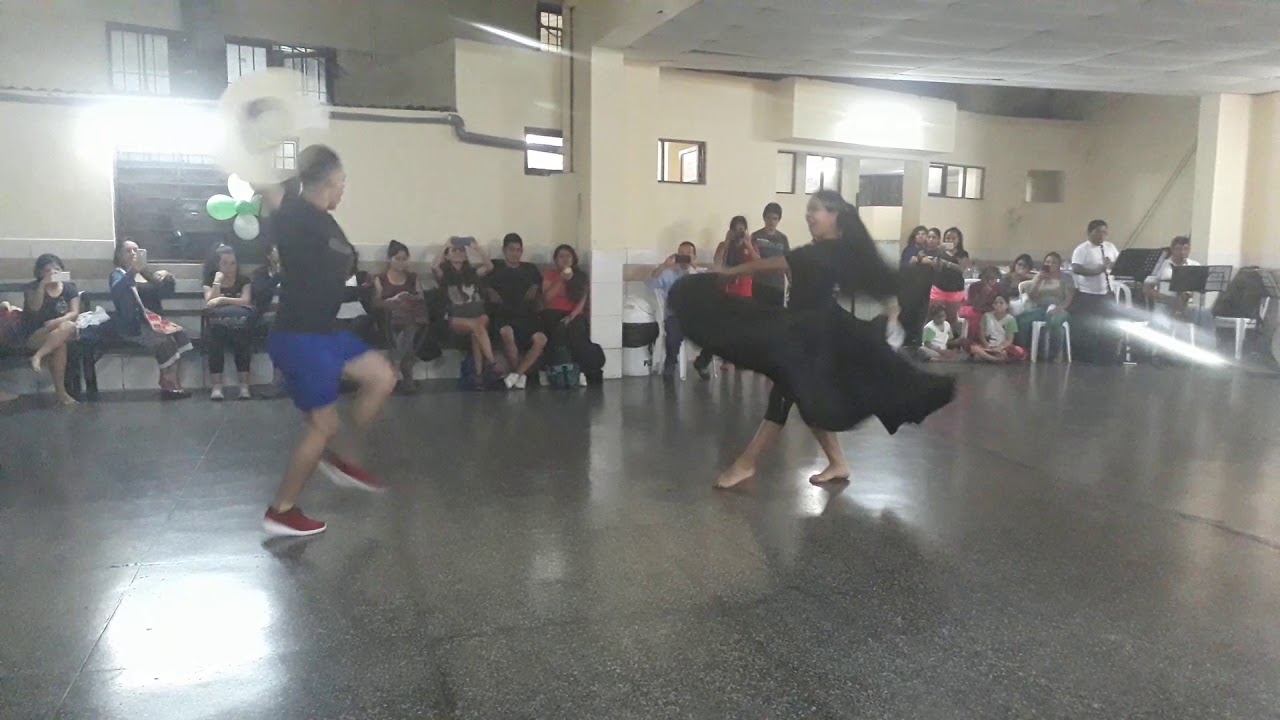 Marinera de corazón - Alex Donet.