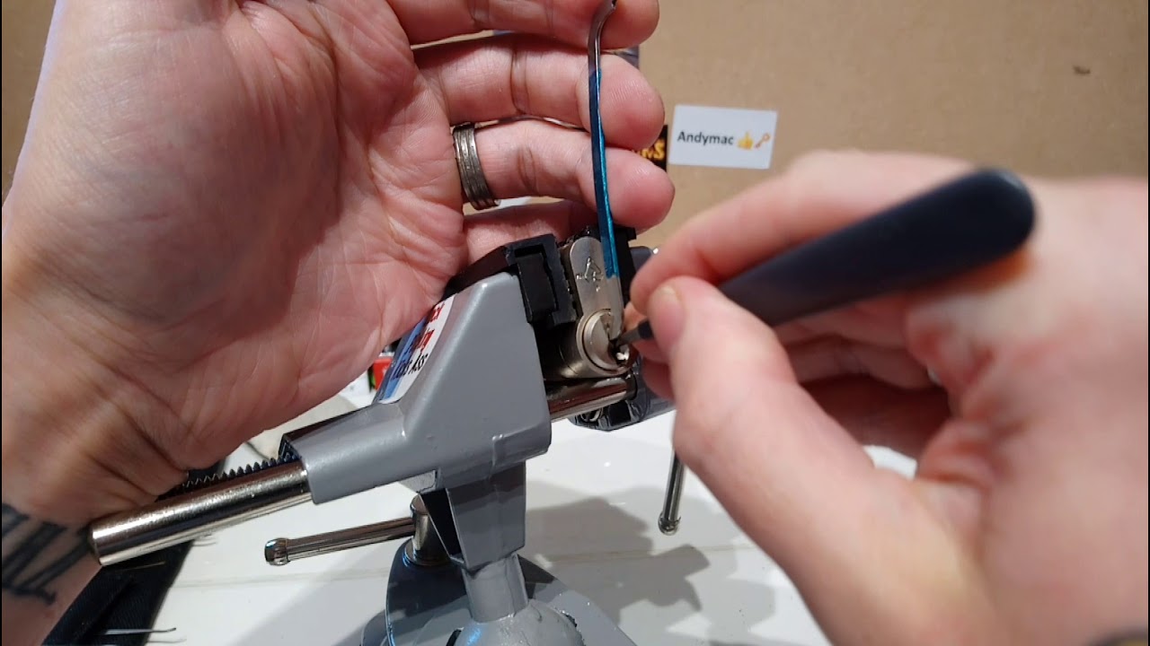 (065) Securit 6 pin euro Awesome pins for a standard lock!!!!!