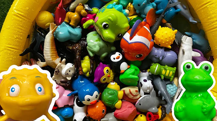 Amazing Sea Animal Toys! Learn Ocean Creatures & Fun Facts for Kids!  Sea Animal Names  with Toys!