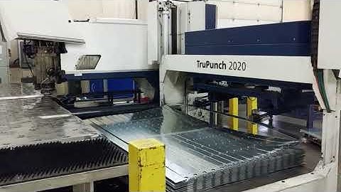 TRUMPF Trumatic 2020R 22 Ton CNC Punch & Contour Machine With SheetMaster Load-Unload