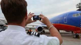 Southwest Airlines: 737-800 First Commercial Flight