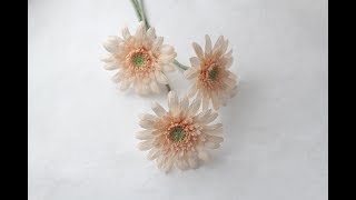 :  .    . Paper flowers