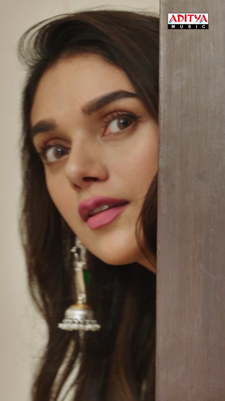 #OohaluOoregeGaalanthaa Song #Sammohanam Movie #shorts