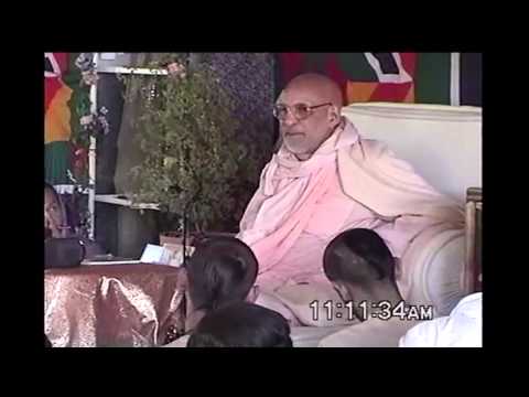 Srila Gurudeva about Swamiji       შრილა ნარაინა გოსვამი სვამიჯის შესახებ