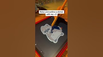 Relax while I outline a sticker #stickers #procreate #stickerdesign #smallbusiness ￼