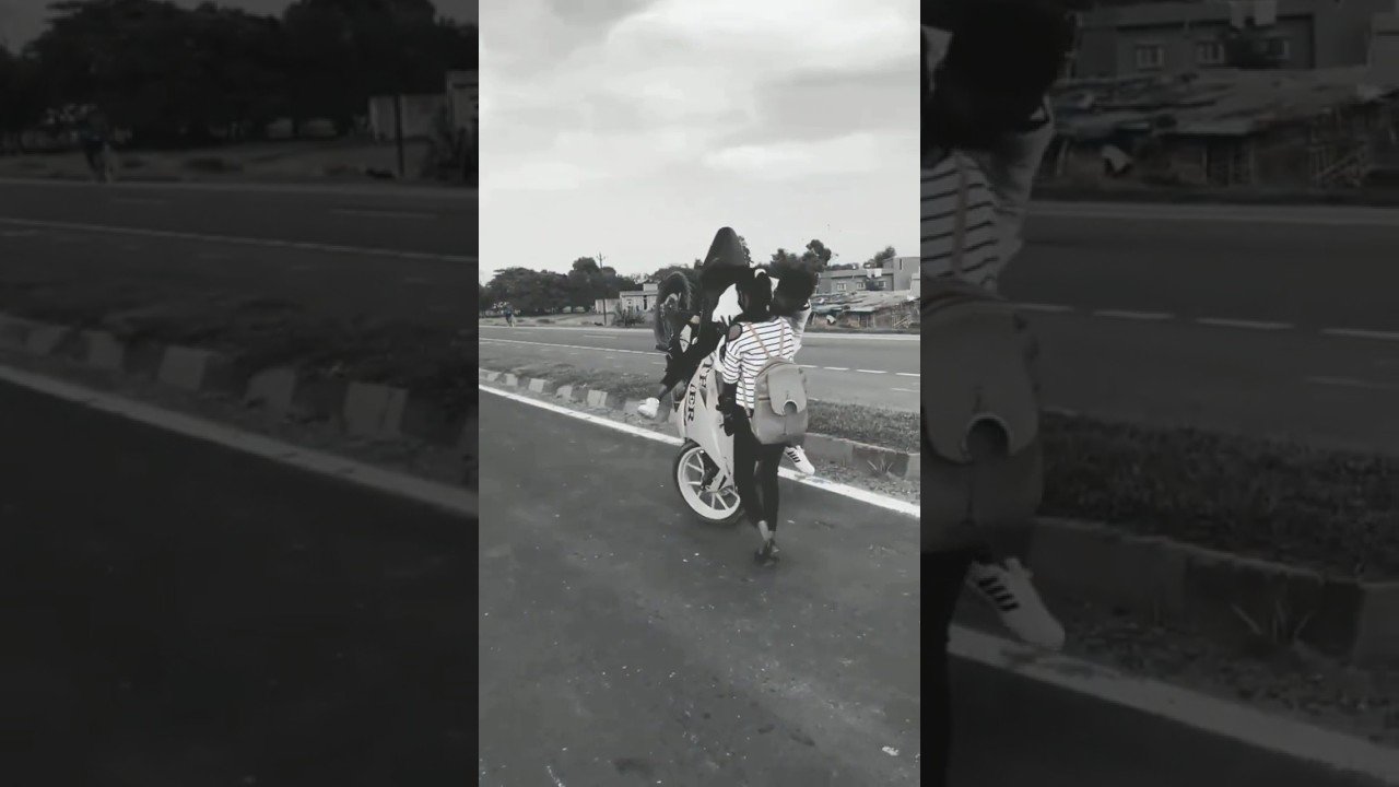 KTM stunt fail /girlfriend to gay / 