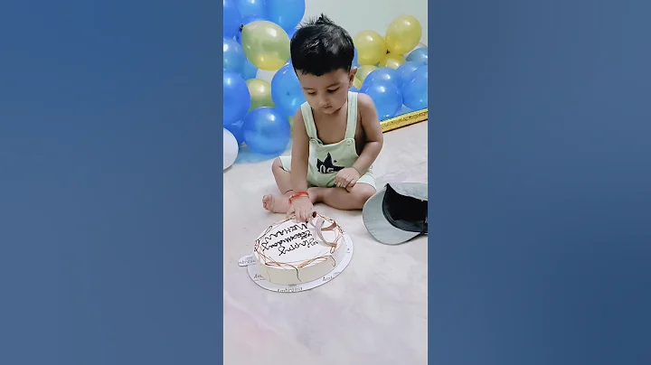 mehaan's cake smash #masti #cute #bday #cake #cakesmash #shorts