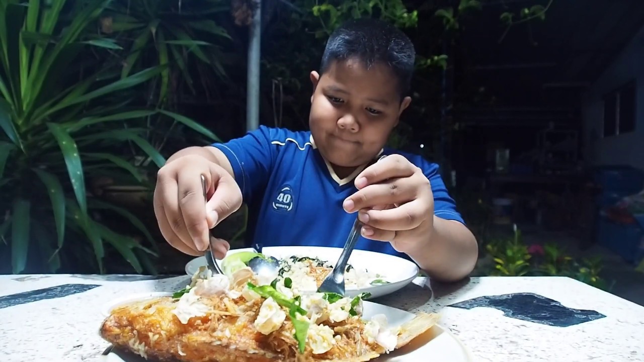 ทับทิมตะไคร้ ศุภชัย เสมอมิตร โหน่งโชว์ l เข้าครัวกับคุณโหน่ง
