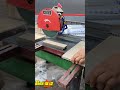 Manual stone cutting machines are easy to operate and have high cutting efficiency.