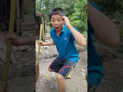 #clowntieumuoi So Funny 😂🤣 He was sweeping the yard when he saw a very interesting and joyful scene