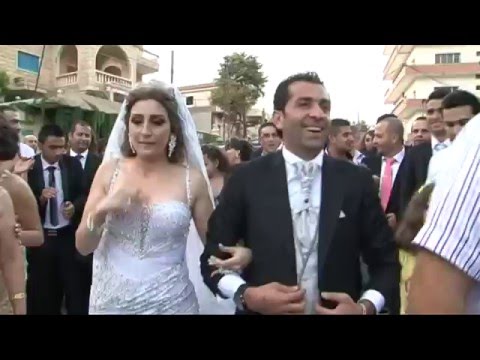 الشاعر وليد فرحات حدا في زفاف ولدي عماد عند وصول موكب الفرح لبلدتنا نيحا الشوف