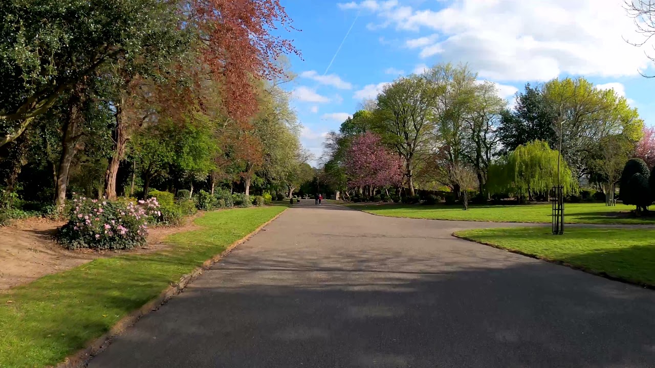 Crow Nest Park Dewsbury