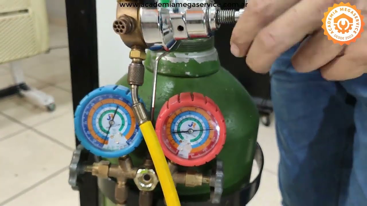 CLASE DEMOSTRACIÓN INSTALACION SPLIT ACADEMIA MEGASERVICE