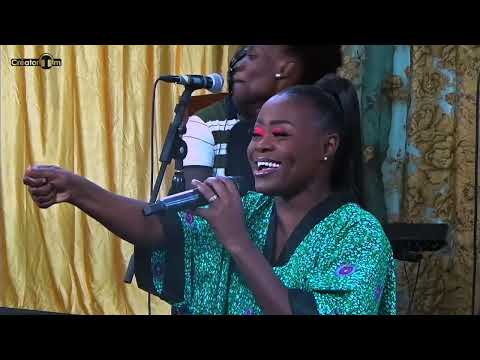 Nushca - YAWHE SE MANIFESTERA (Oasis Ministry) /YESHUA (Jesus Image) Cover - ADORE AVEC MOI
