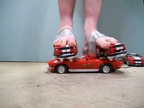 Cleat-stangs Crush and rip apart Corvette