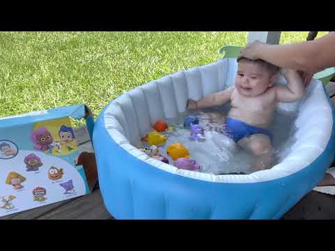 He loves his inflatable pool #productreview #babypool