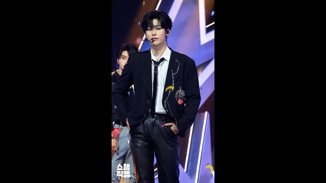 [쇼챔1분직캠] ZEROBASEONE RICKY(제로베이스원 리키)의 ＜ICONIK＞♬ #ZEROBASEONE #리키