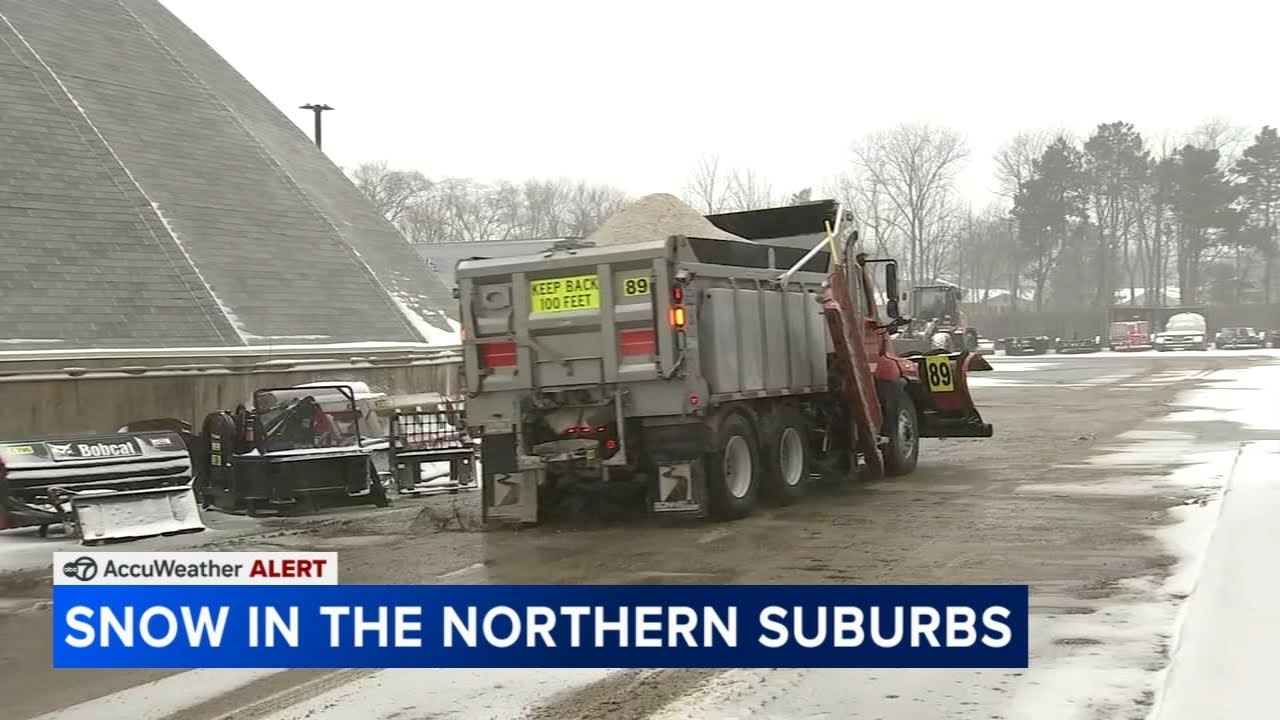 Winter storm hits north suburbs, with several inches of snow expected ...