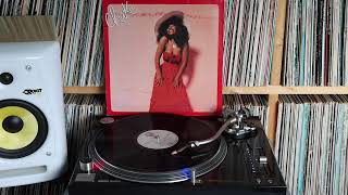 Chaka Khan - Chaka (1978) - B4 - The Message In The Middle Of The Bottom