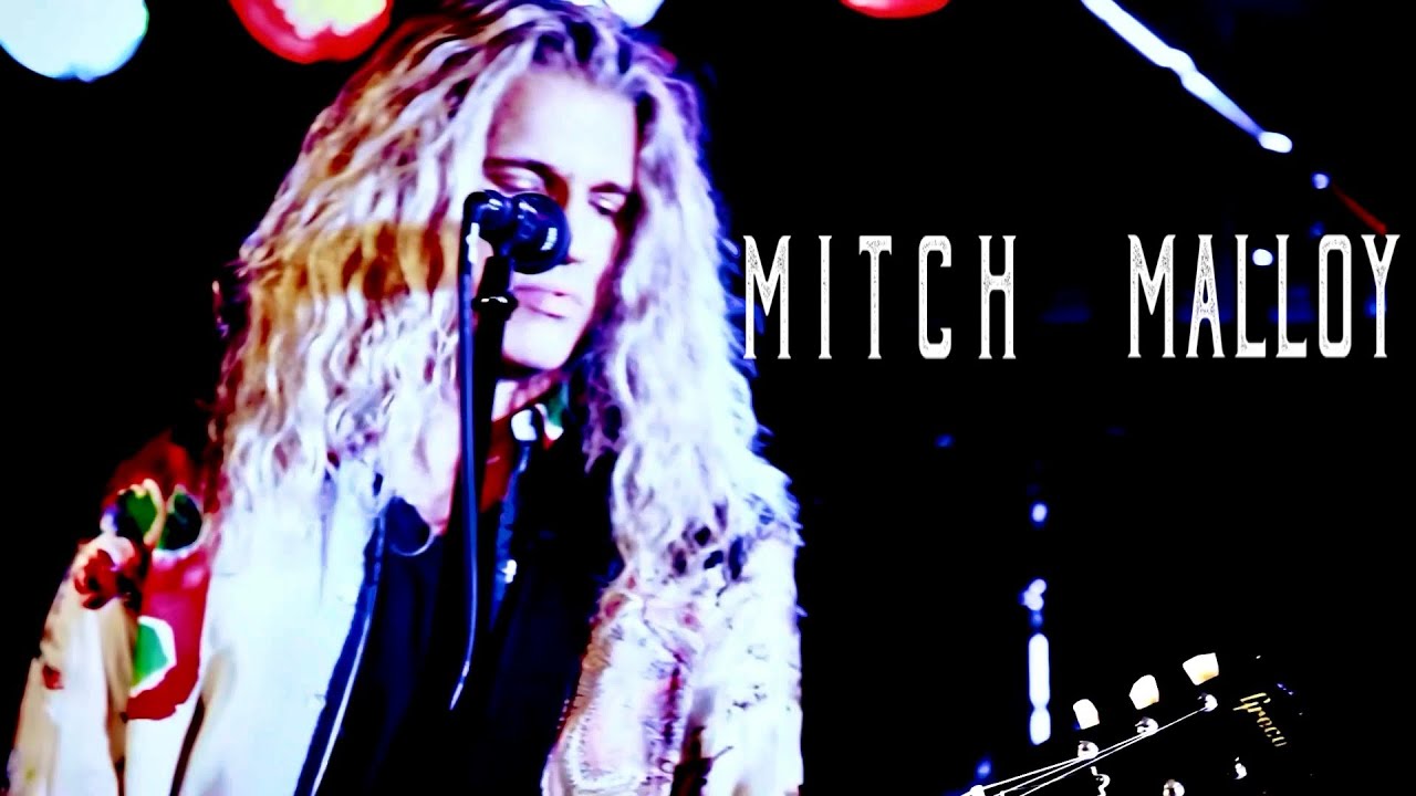 Walking the dog Mitch Malloy and Lightning live