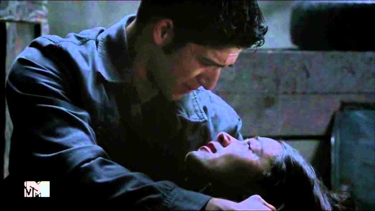 Teen Wolf 3x23 Allison Argent Death Scene - YouTube(04)
