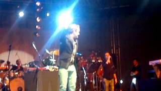 Mustafa Ceceli - Şarkı (Canlı Performans) Bursa Konseri (16.03.2013)