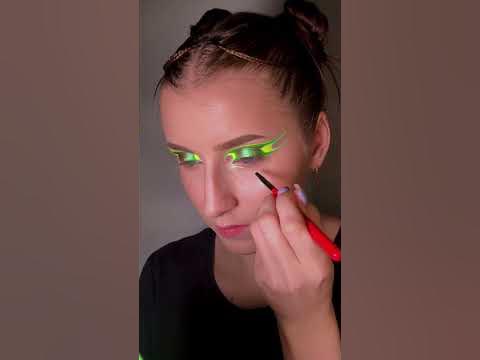 Графічний макіяж - YouTube
