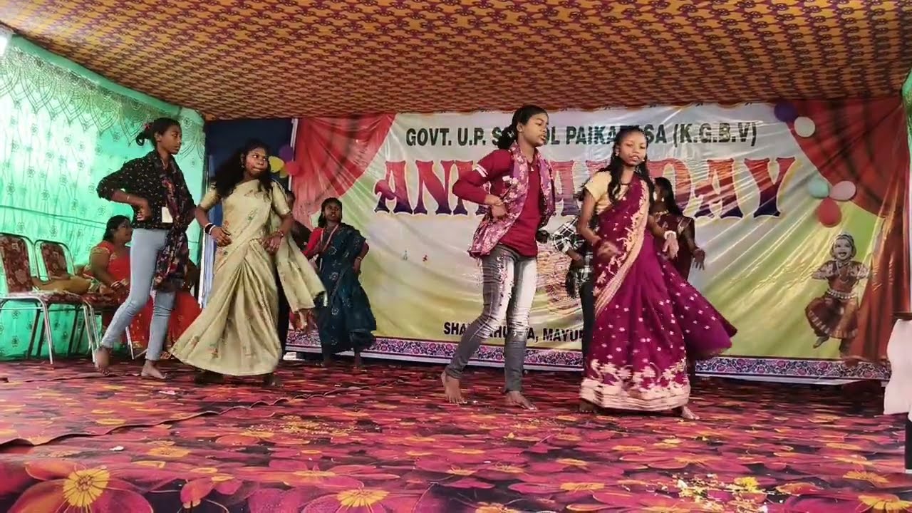 Zeher Lakhe jawani song Paikabasa Govt UP School Annual Day Dance Videos 