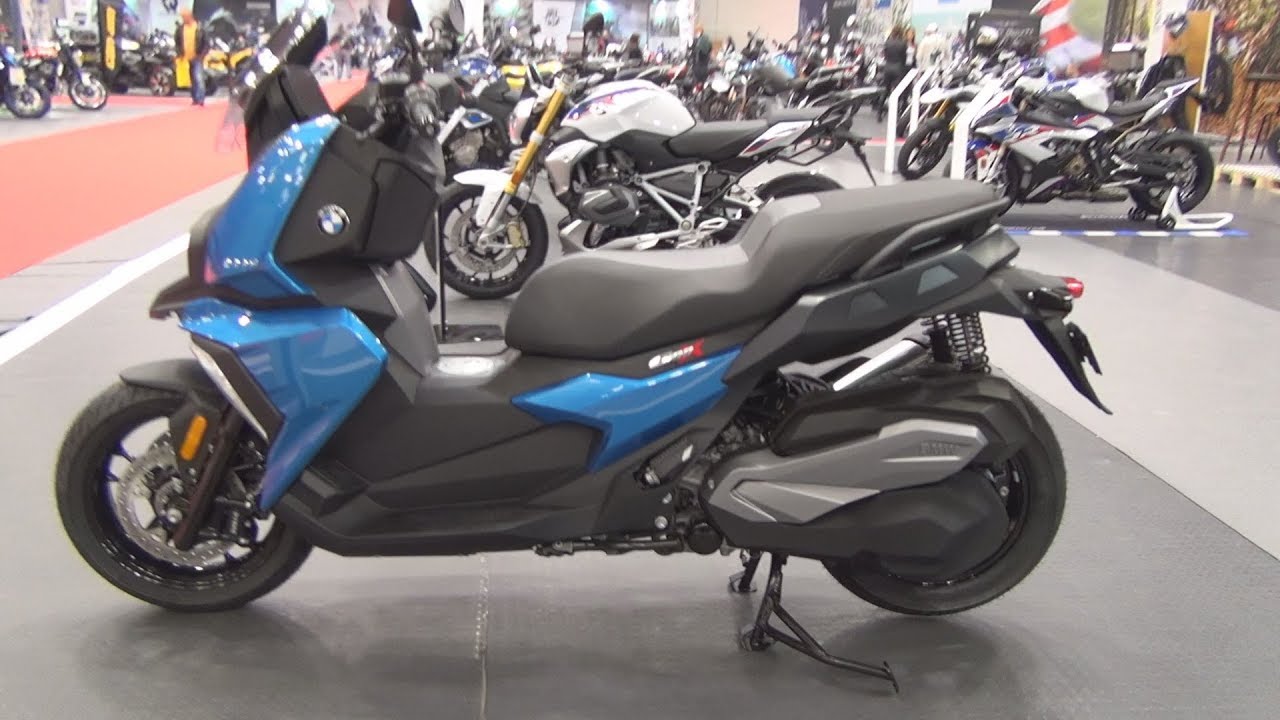 BMW Motorrad C 400 X Zenith Blue (2019) Exterior and Interior