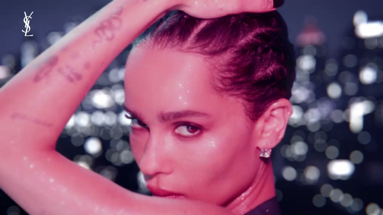 Black Opium Glitter - новий ніжний аромат маршмелоу та мускусу від Yves Saint Laurent