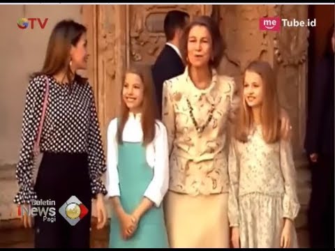 Video: Ratu Letizia Dengan Gaun Dua Helai Berwarna Merah Jambu