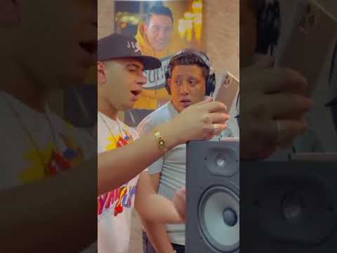 شاهد حمو بيكا وهو يغني انجليزي