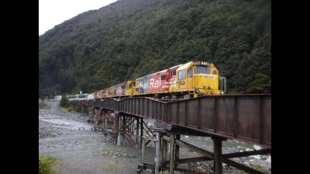 The TranzAlpine through the Southern Alps