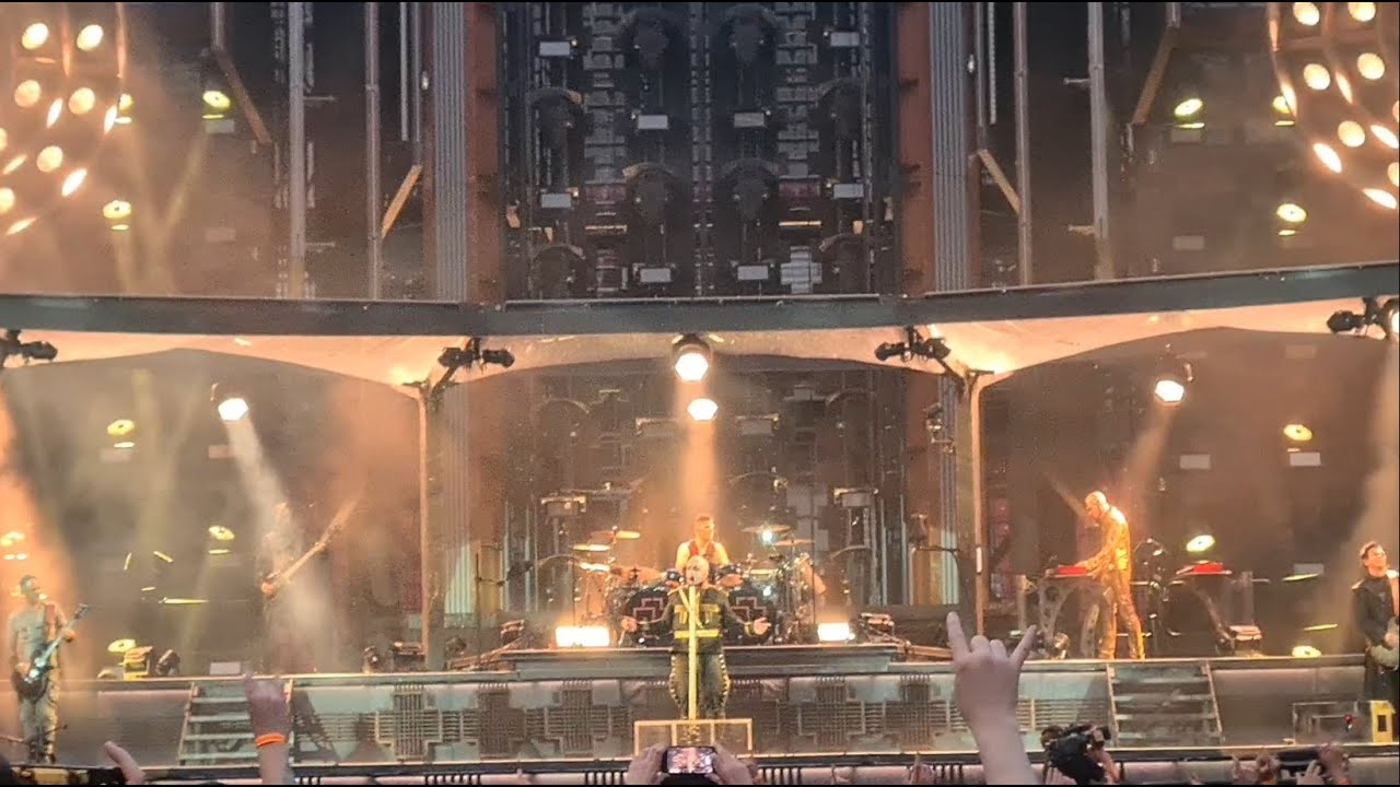 Rammstein LIVE Zick Zack - Wörthersee Stadion, Klagenfurt, Austria 2022 ...